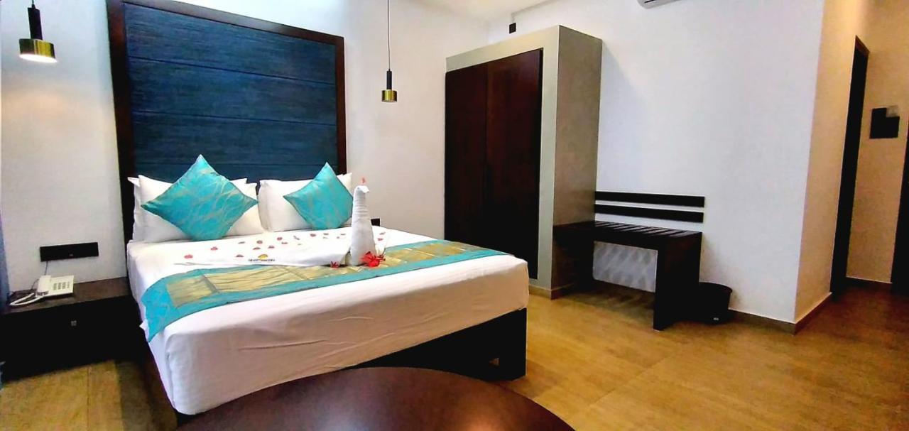 Grand Samudra Hotel Тангалле Екстер'єр фото